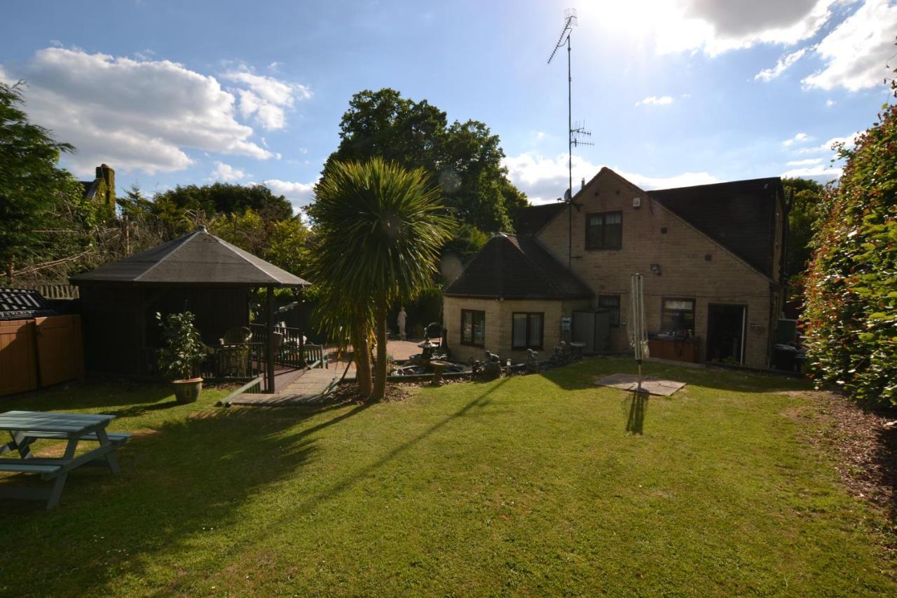 Castle Green Bed And Breakfast Ashbourne  Bagian luar foto