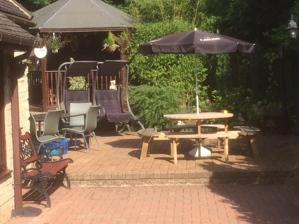 Castle Green Bed And Breakfast Ashbourne  Bagian luar foto