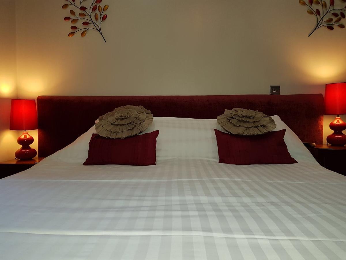 Castle Green Bed And Breakfast Ashbourne  Bagian luar foto
