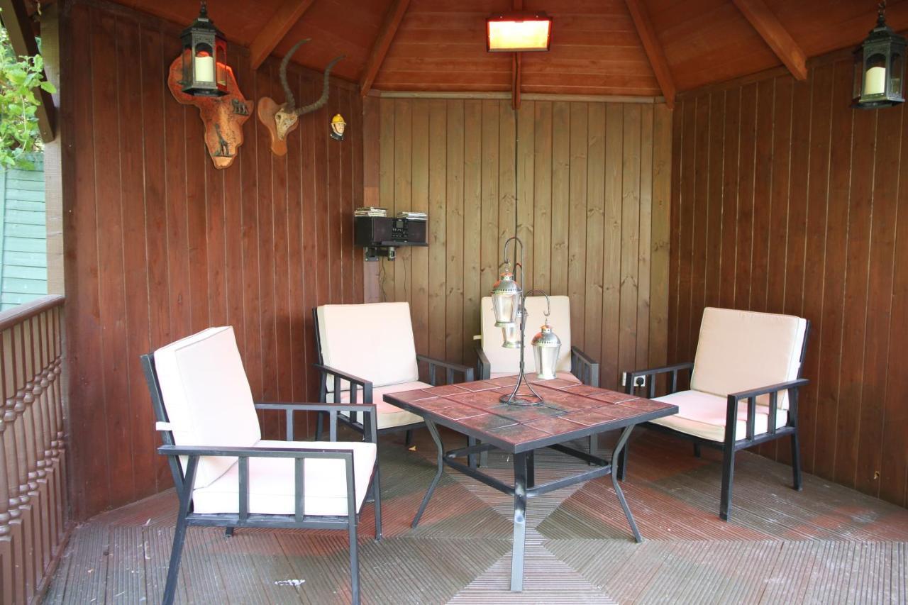 Castle Green Bed And Breakfast Ashbourne  Bagian luar foto